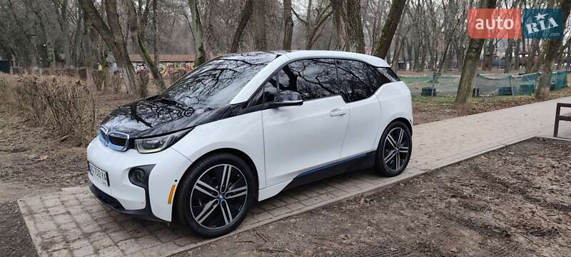 Хэтчбек BMW I3 2015 в Ужгороде