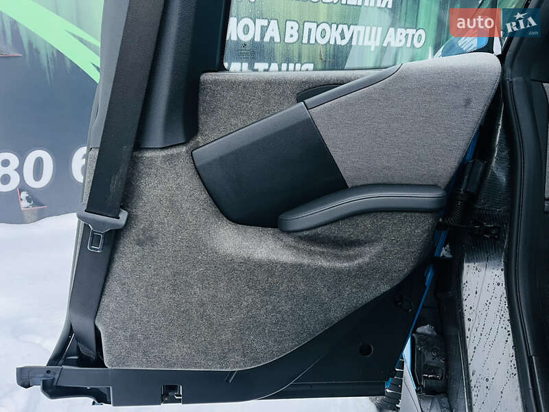 Хэтчбек BMW I3 2017 в Харькове