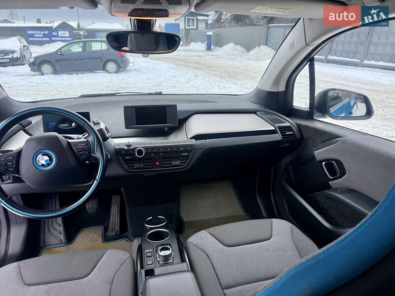 Хэтчбек BMW I3 2017 в Житомире