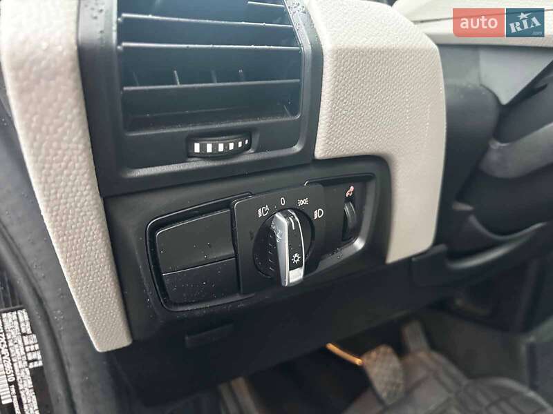 Хэтчбек BMW I3 2015 в Запорожье