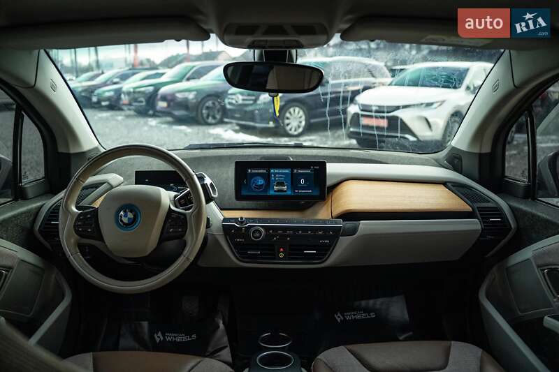 Хэтчбек BMW I3 2018 в Черновцах