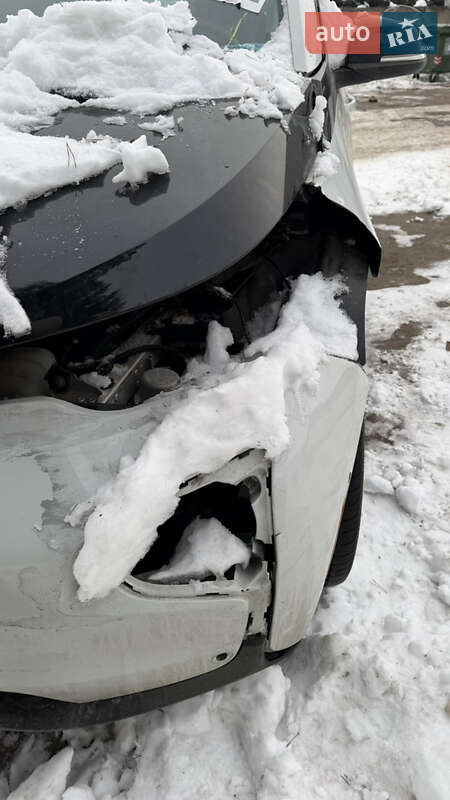 Хетчбек BMW I3 2015 в Львові фото 5 Хетчбек BMW I3 2015 в Львові