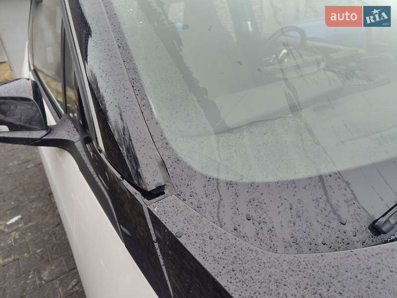 Хэтчбек BMW I3 2018 в Остроге