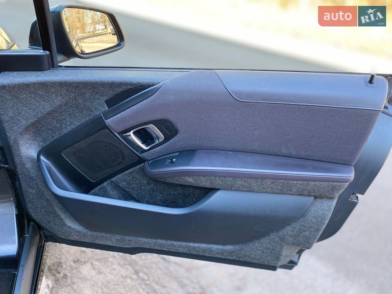 Хэтчбек BMW I3 2017 в Киеве