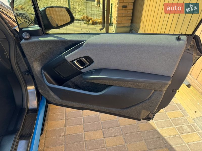 Хэтчбек BMW I3 2017 в Киеве фото 26 Хэтчбек BMW I3 2017 в Киеве