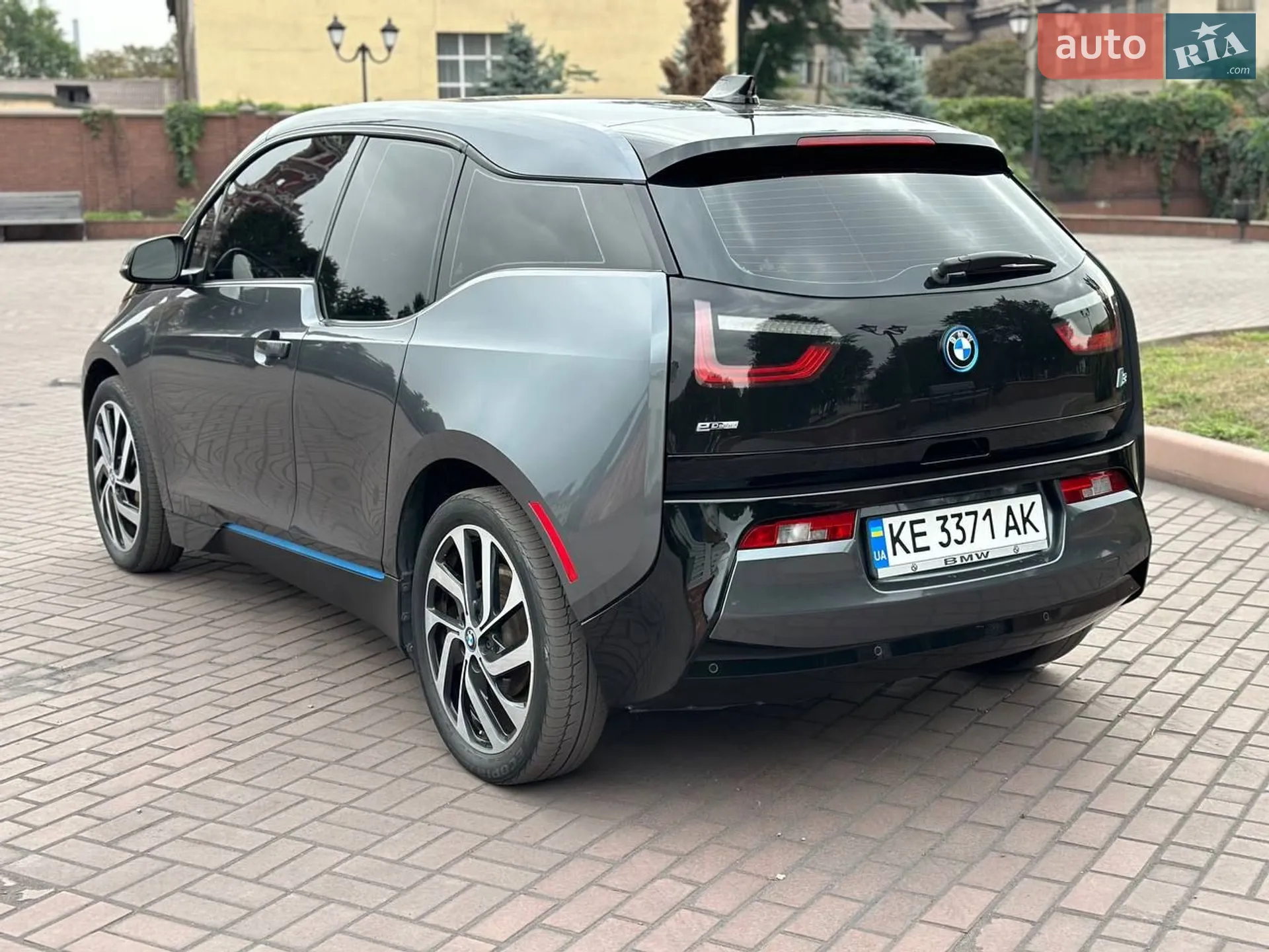 2017 BMW i3 - мініатюра 4
