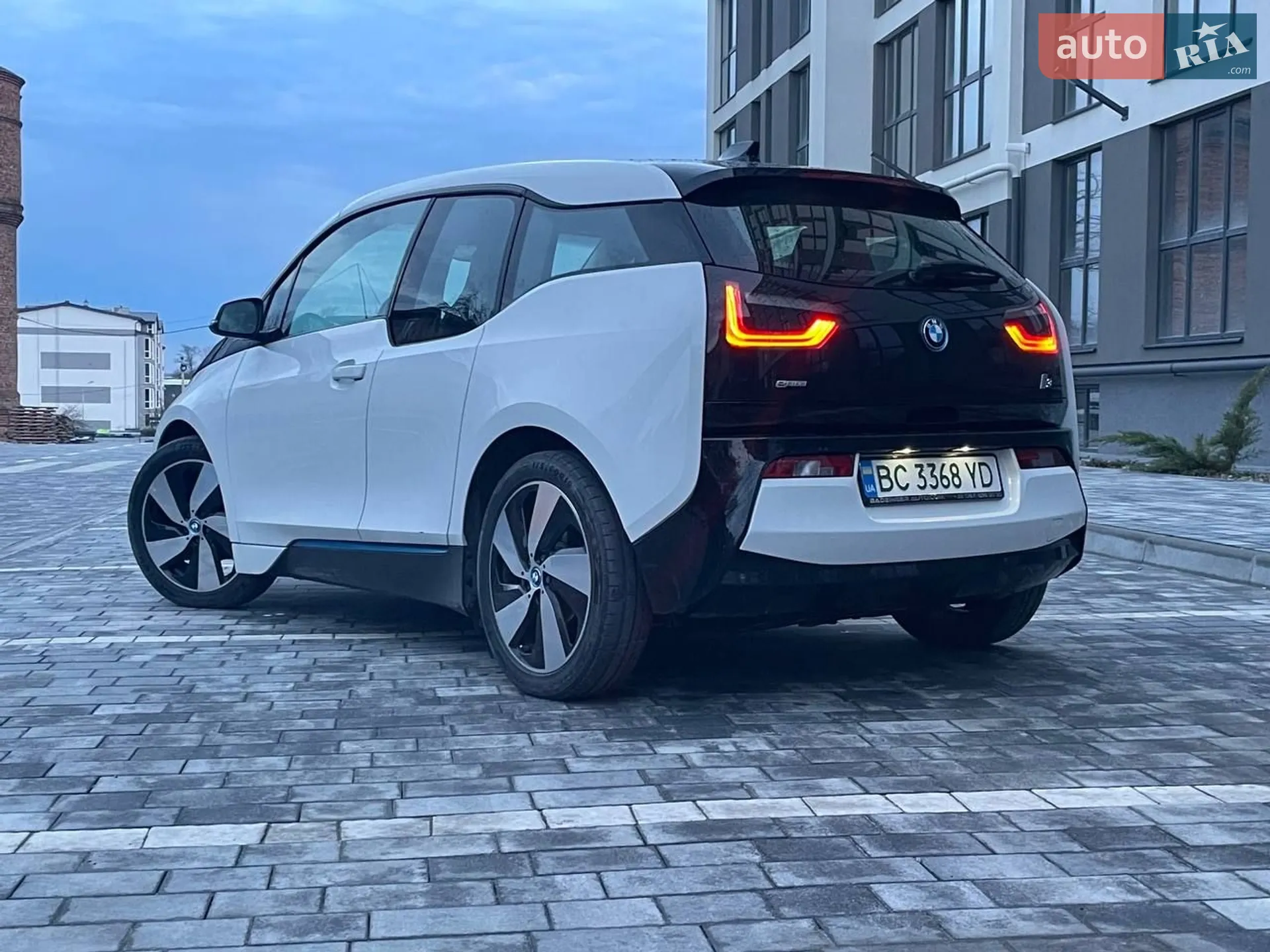 2015 BMW i3 - мініатюра 27