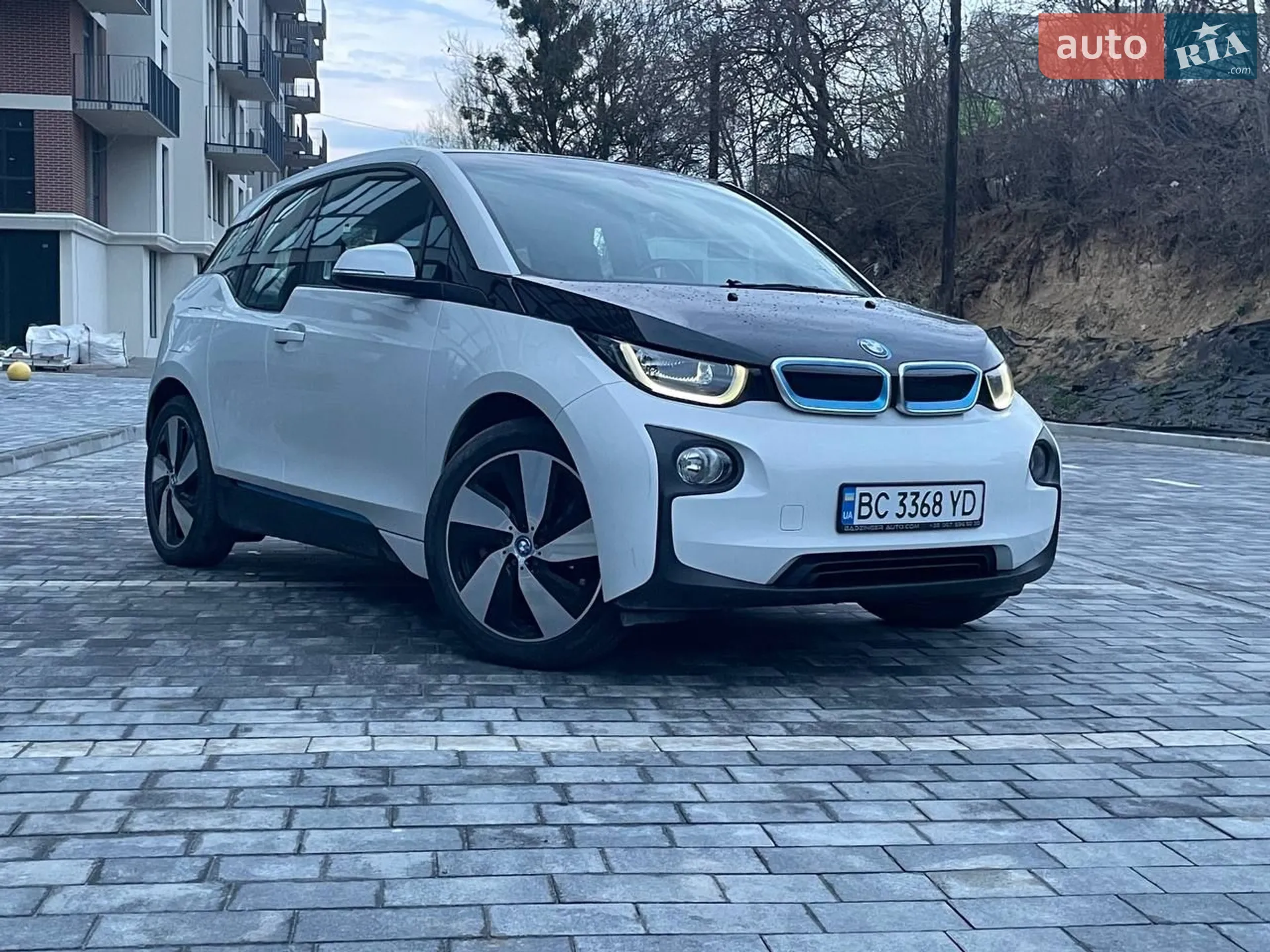 2015 BMW i3 - фото 1