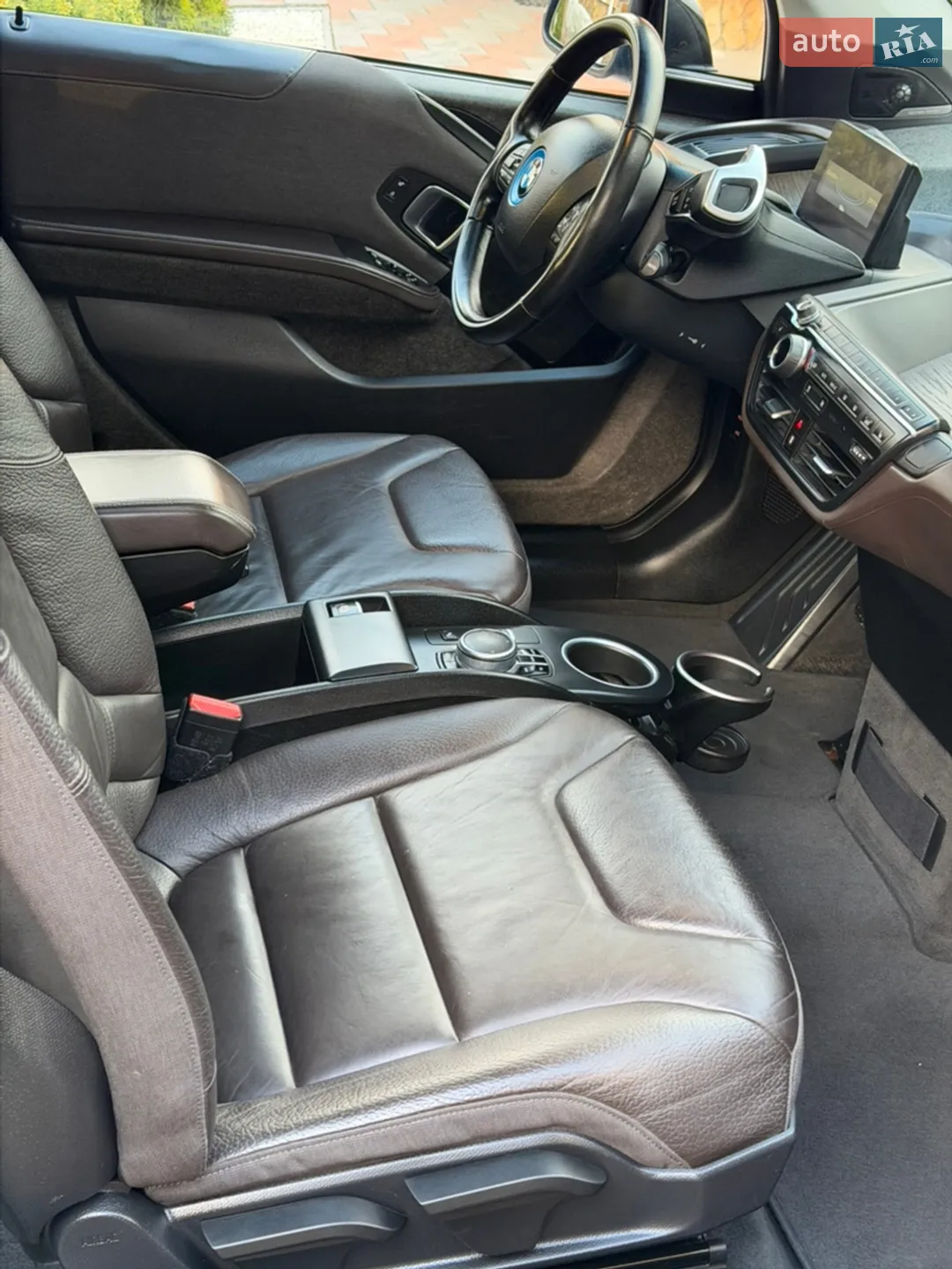 2016 BMW i3 - мініатюра 36