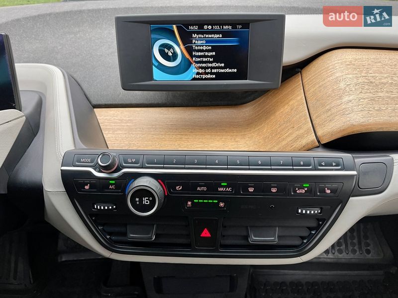 Хэтчбек BMW I3 2016 в Киеве