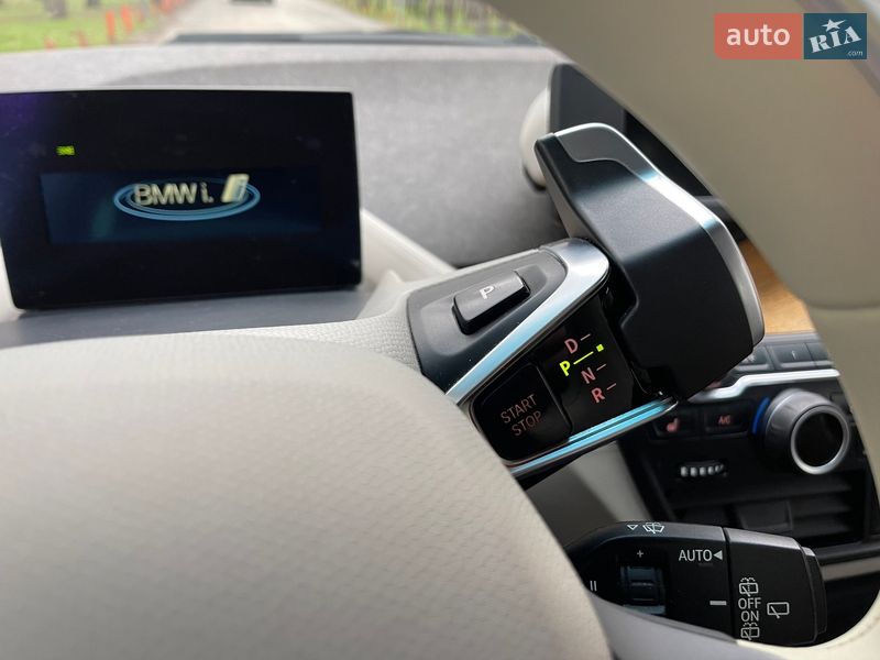 Хэтчбек BMW I3 2016 в Киеве