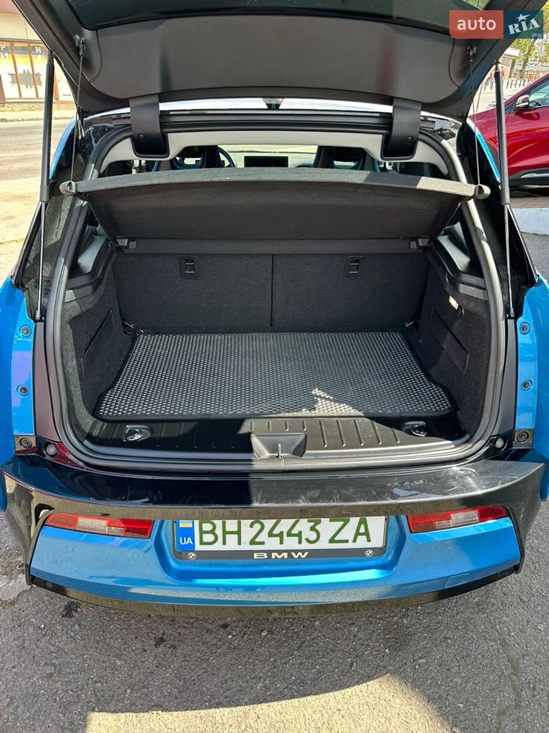 2016 BMW i3 - мініатюра 23