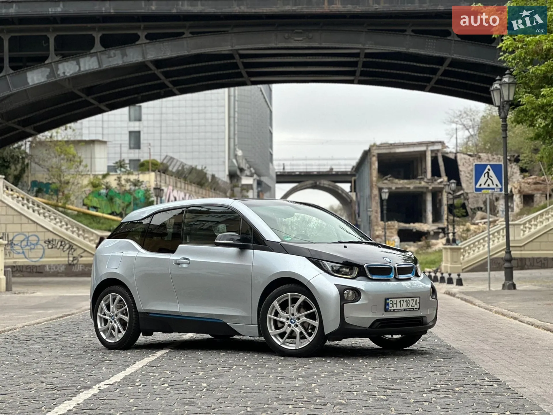 2016 BMW i3 - мініатюра 2