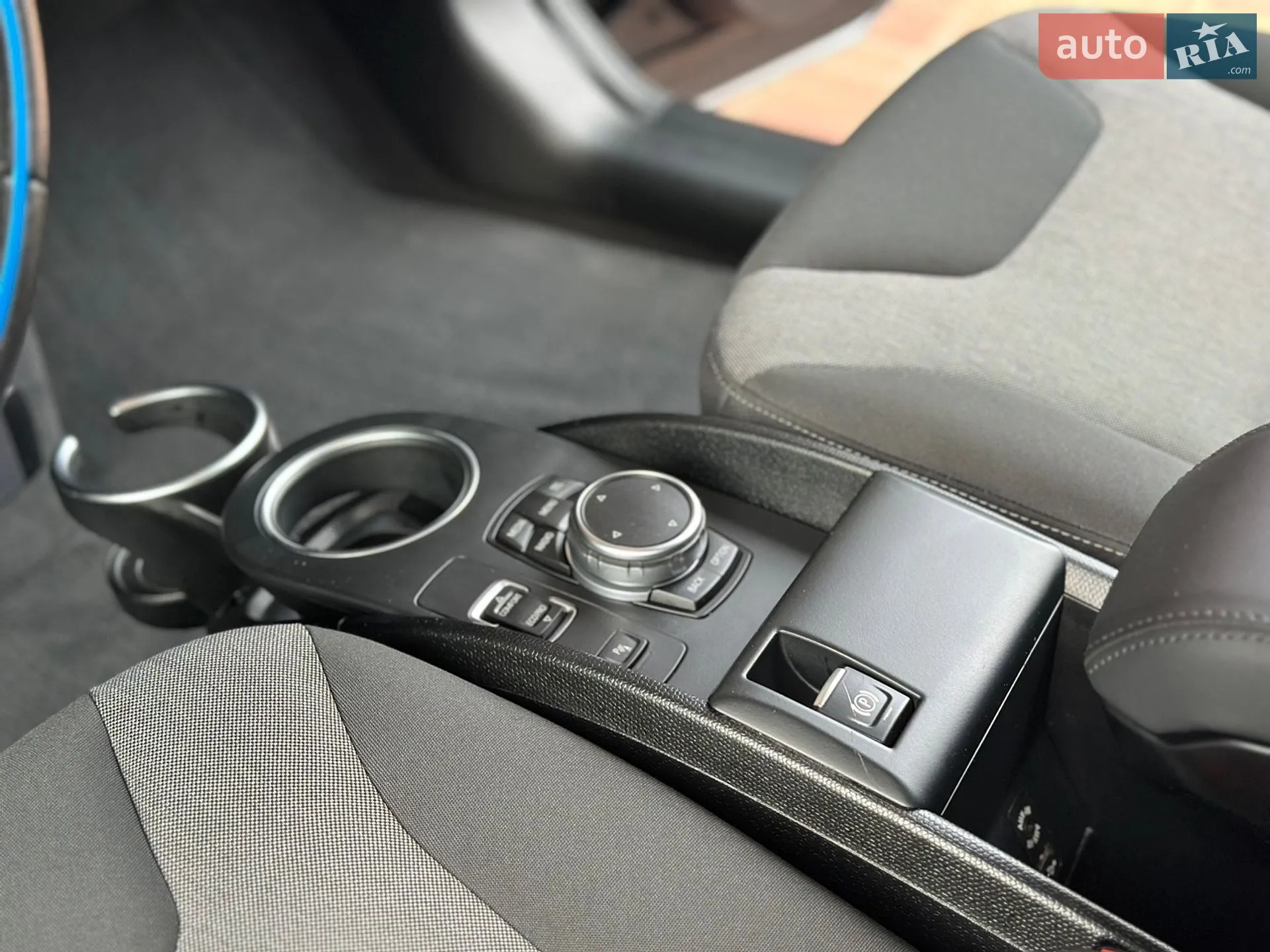 2016 BMW i3 - мініатюра 44