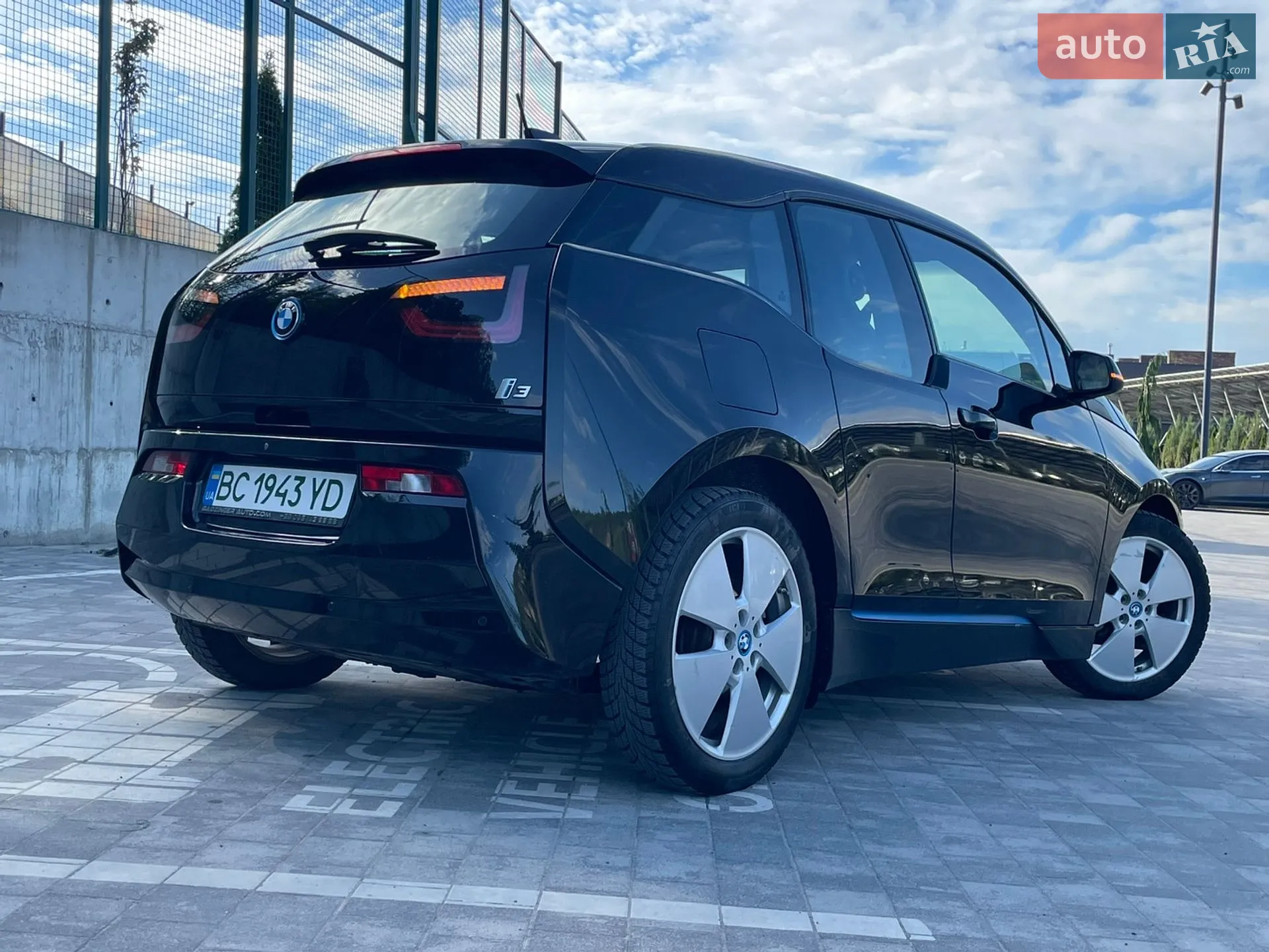 2017 BMW i3 - мініатюра 4