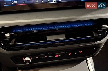 Седан BMW I3 2025 в Києві