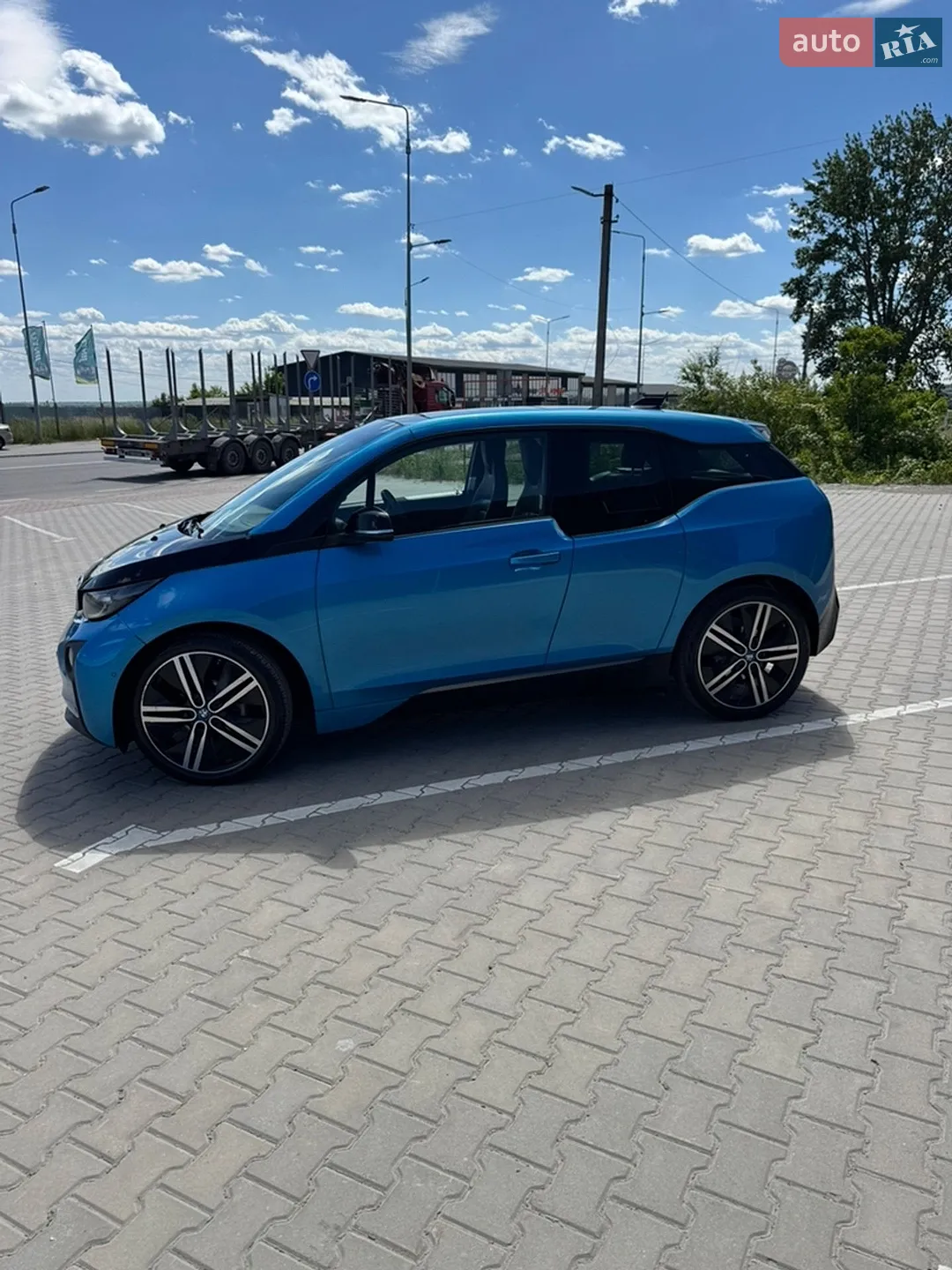 2017 BMW i3 - мініатюра 2