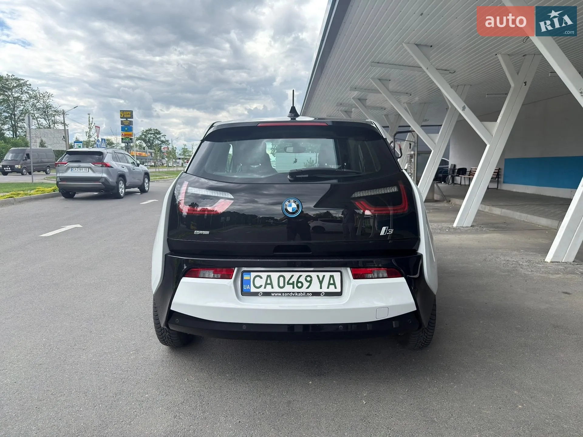 2016 BMW i3 - мініатюра 15