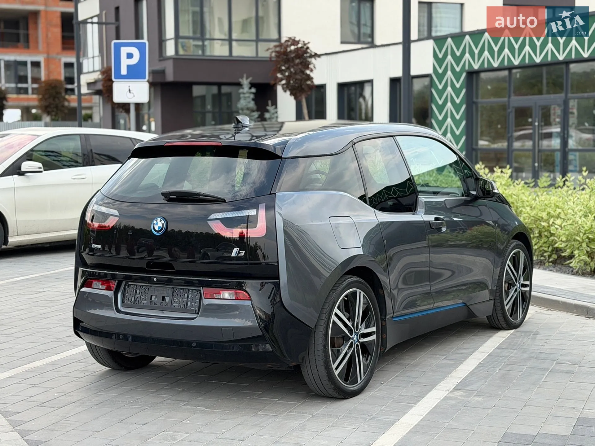 2016 BMW i3 - мініатюра 4