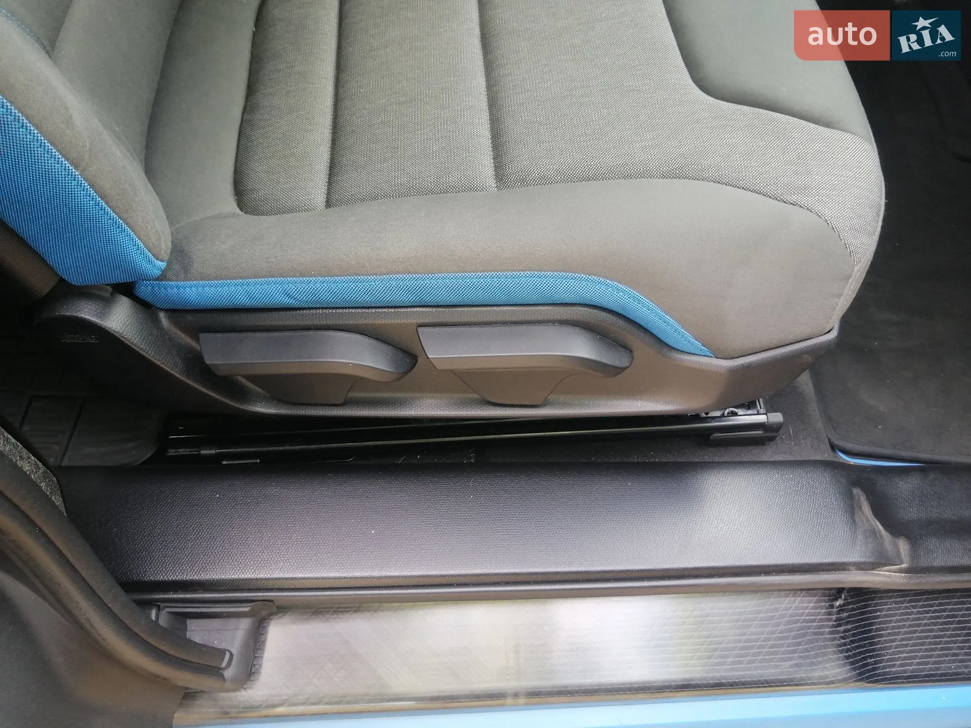 2015 BMW i3 - мініатюра 16
