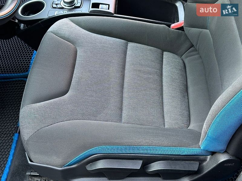 Хэтчбек BMW I3 2015 в Киеве