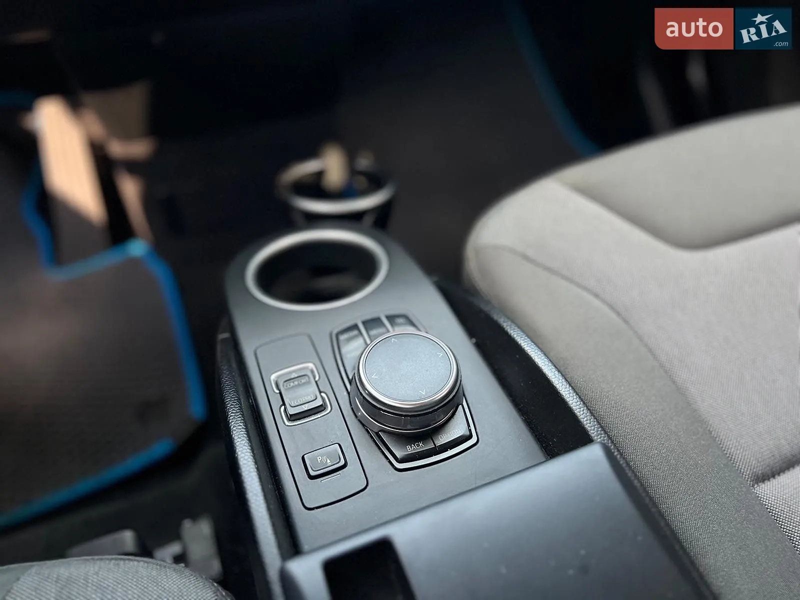 2017 BMW i3 - мініатюра 17