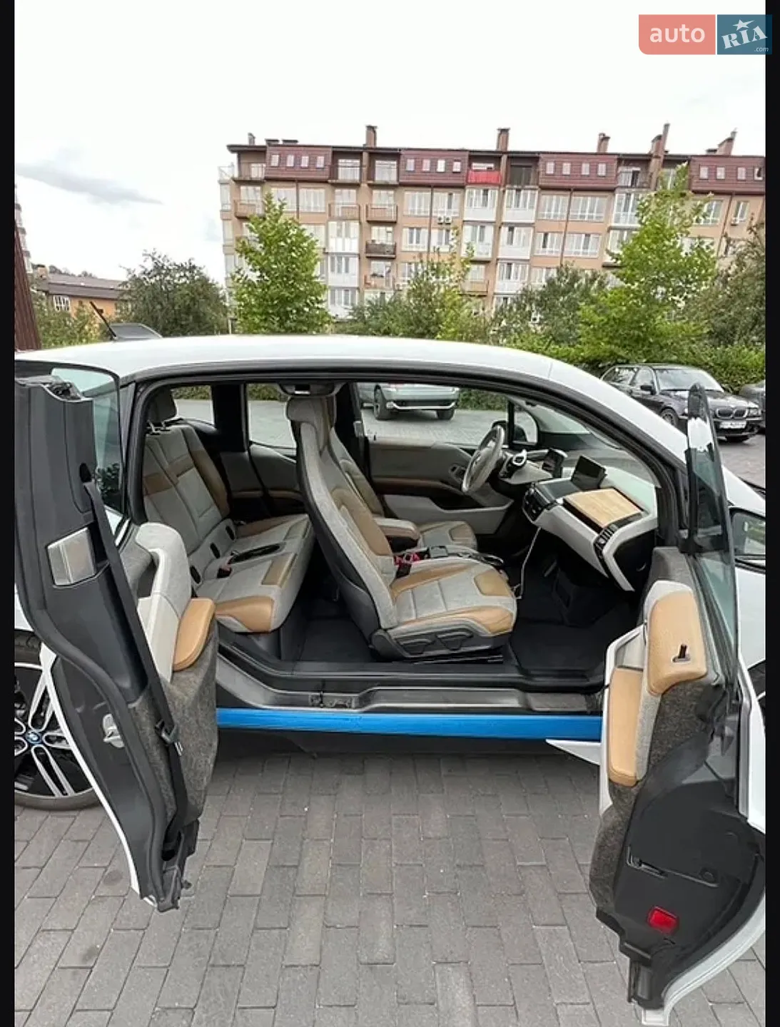 2015 BMW i3 - мініатюра 14