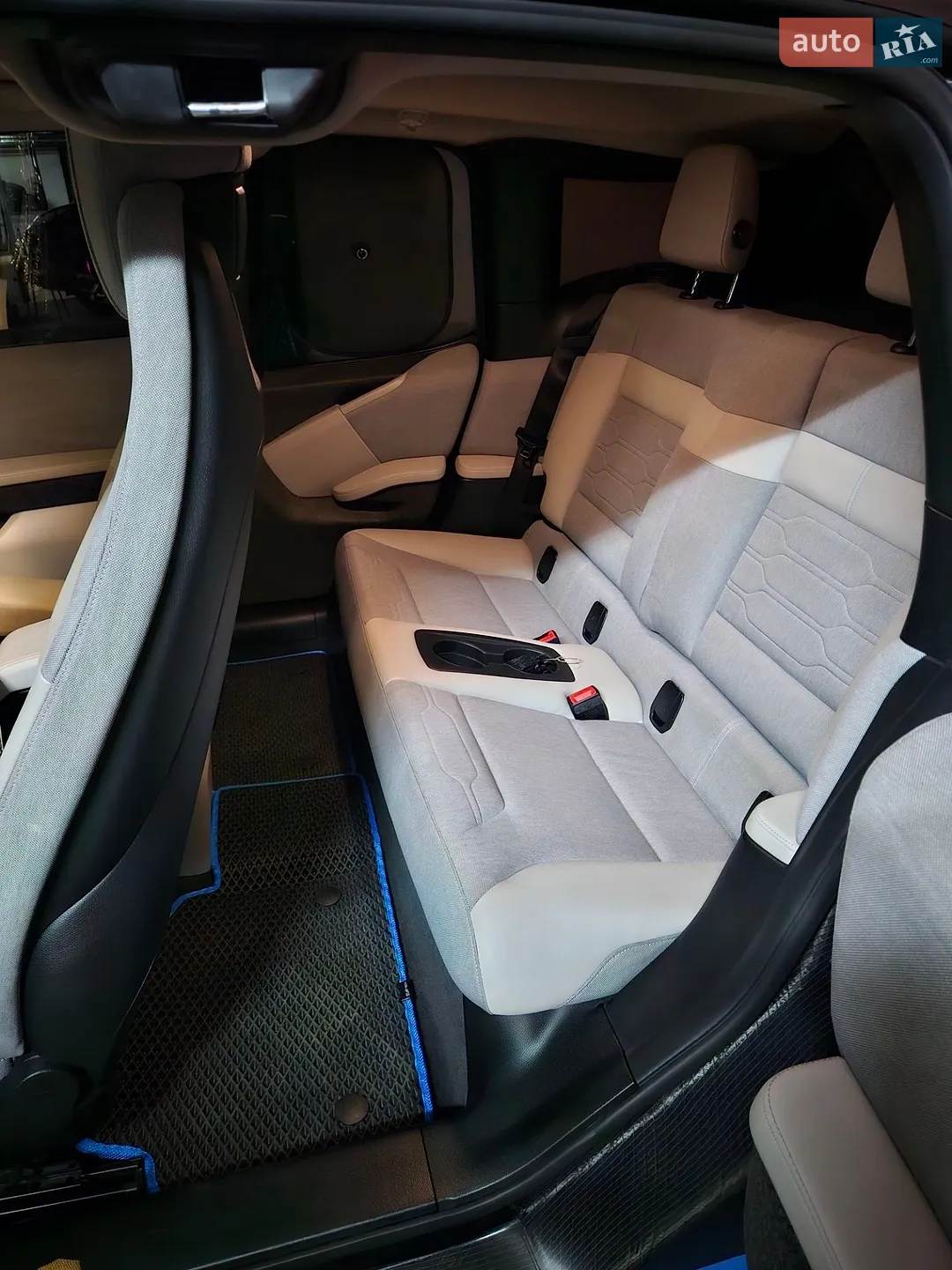 2015 BMW i3 - мініатюра 12