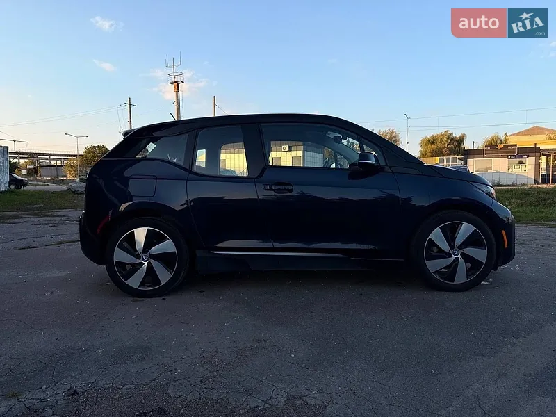 BMW I3
