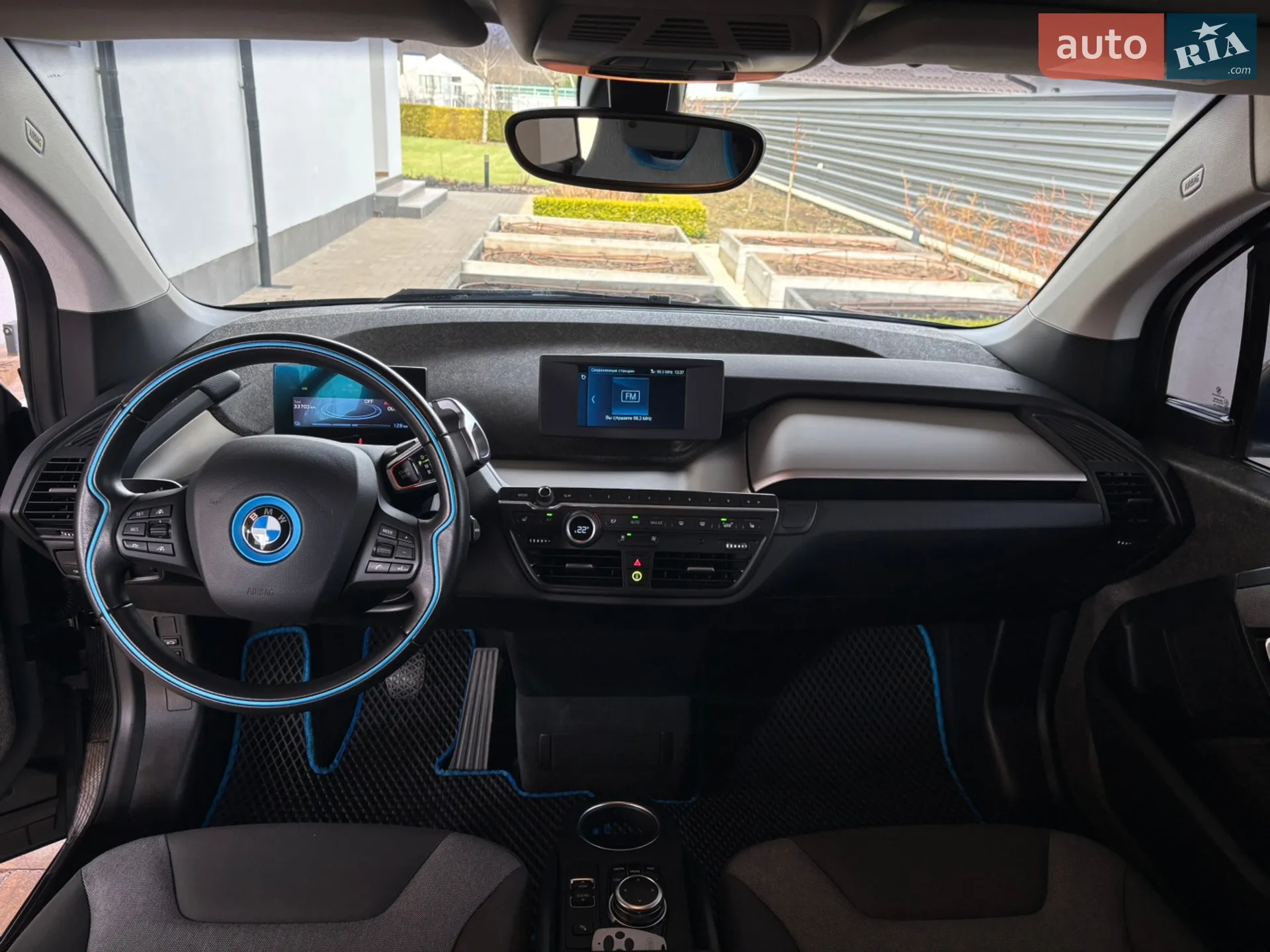2022 BMW i3 - мініатюра 9