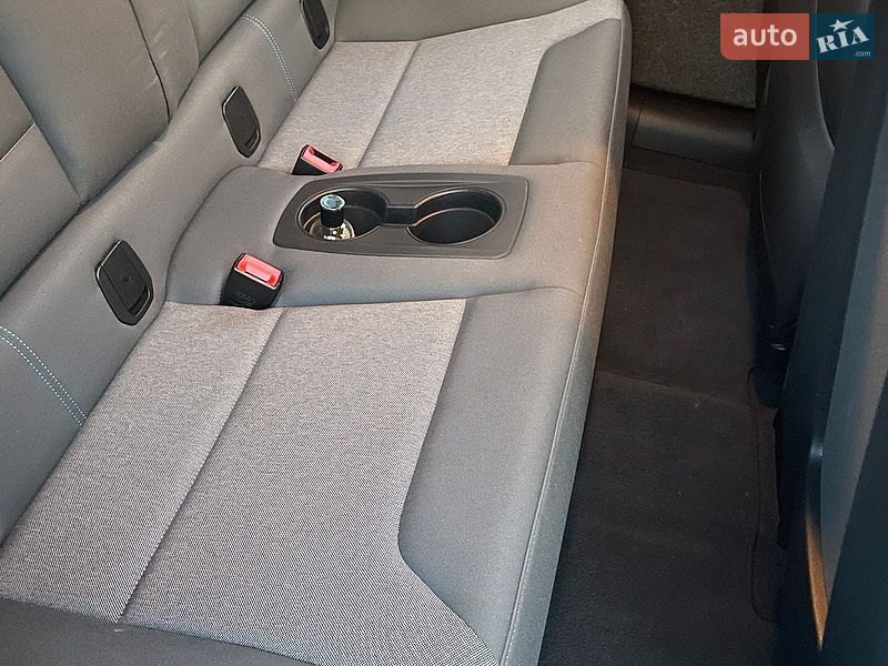 Хэтчбек BMW i3S 2022 в Киеве