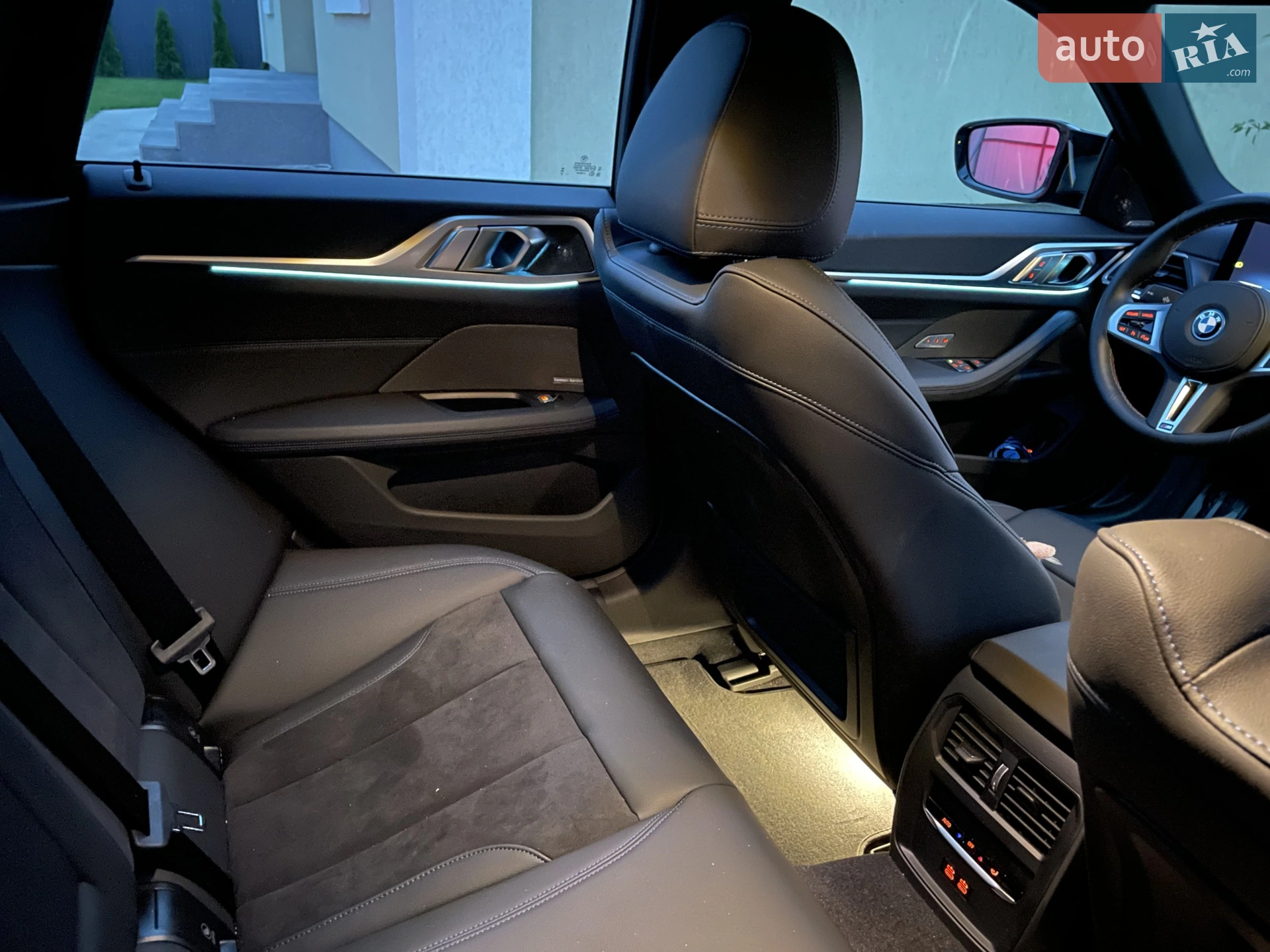 2023 BMW i4 - мініатюра 16