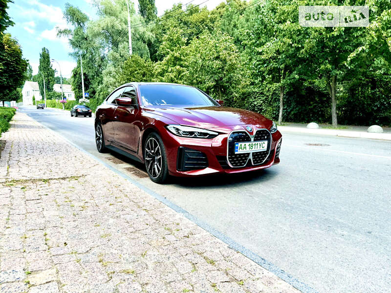 Купе BMW i4 2022 в Киеве