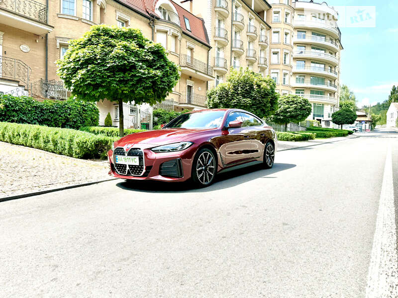 Купе BMW i4 2022 в Киеве