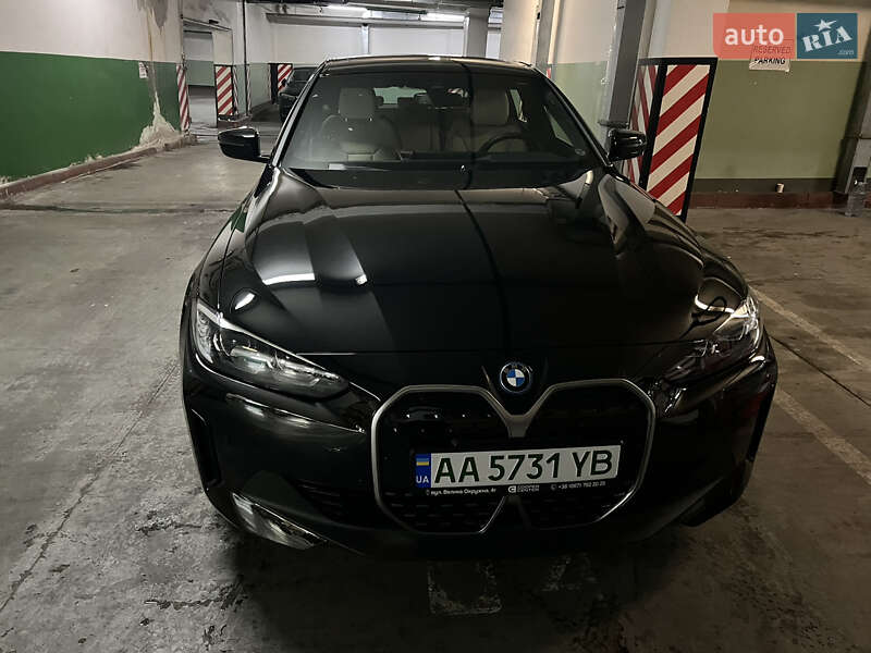 BMW i4 2023