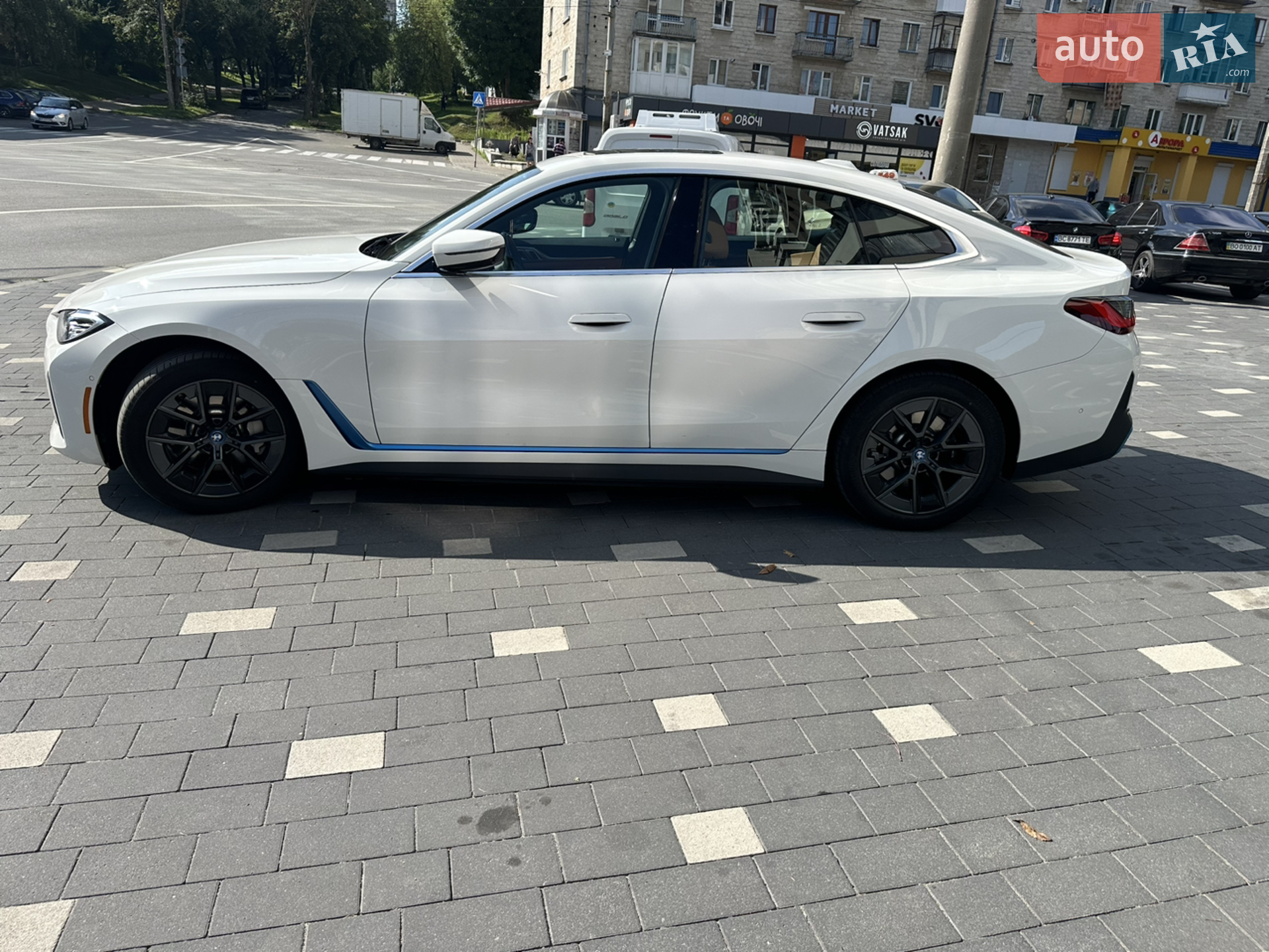 2023 BMW i4 - мініатюра 7