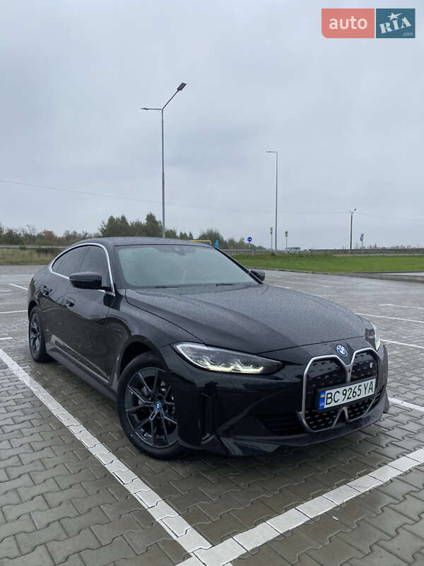 Купе BMW i4 2023 в Львове