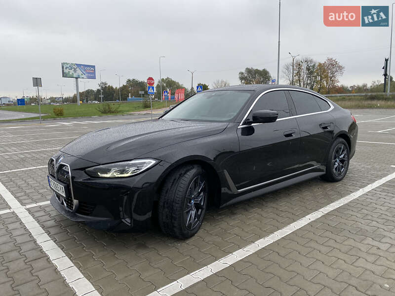 Купе BMW i4 2023 в Львове