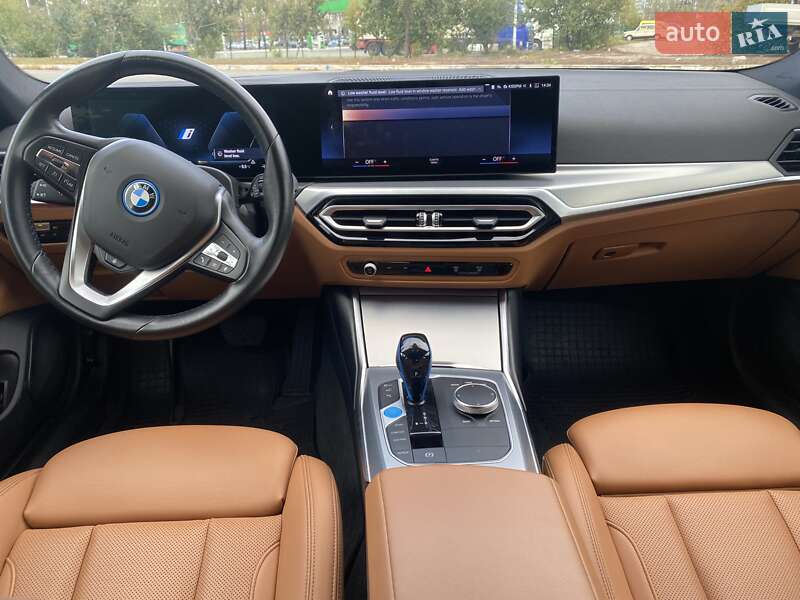 Купе BMW i4 2022 в Киеве