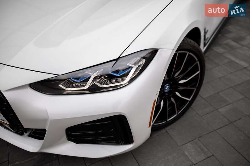 Купе BMW i4 2023 в Києві