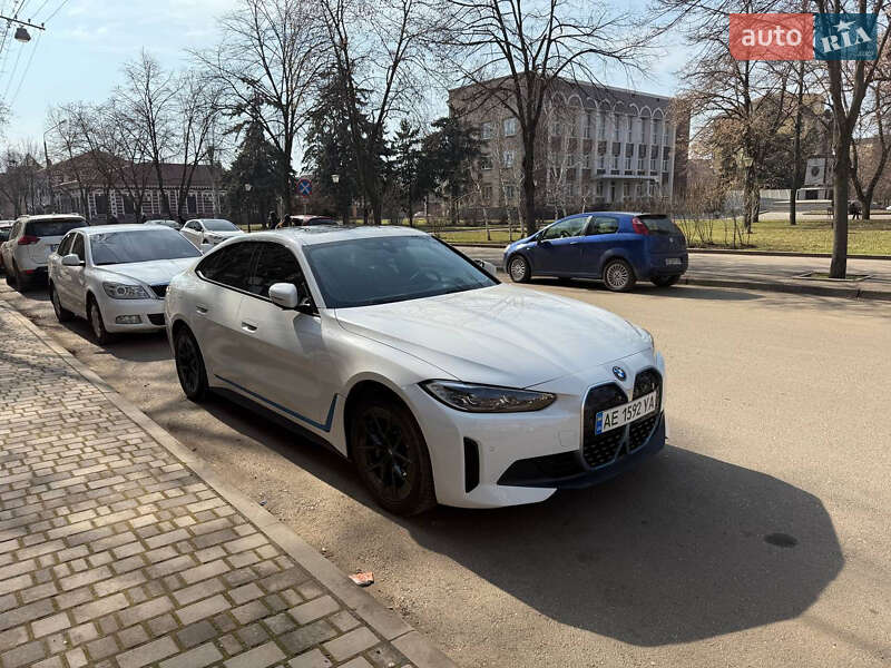 Купе BMW i4 2022 в Кривом Роге фото 7 Купе BMW i4 2022 в Кривом Роге