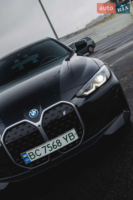 Купе BMW i4 2023 в Львові