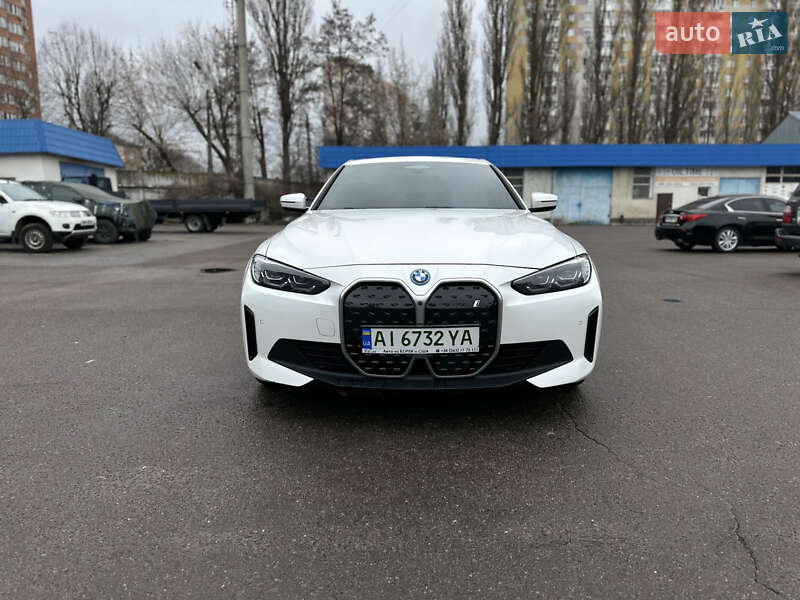 BMW i4 2023