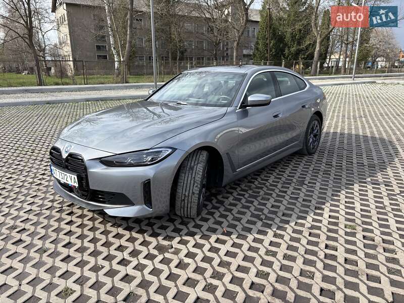 Купе BMW i4 2023 в Коломые