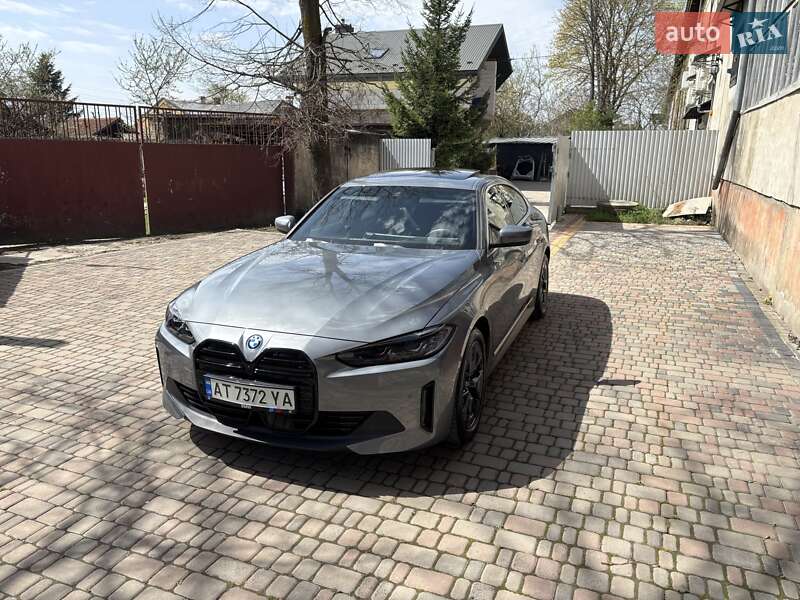 Купе BMW i4 2023 в Коломые