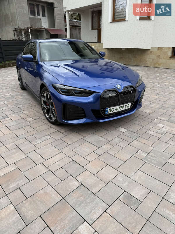 BMW i4
