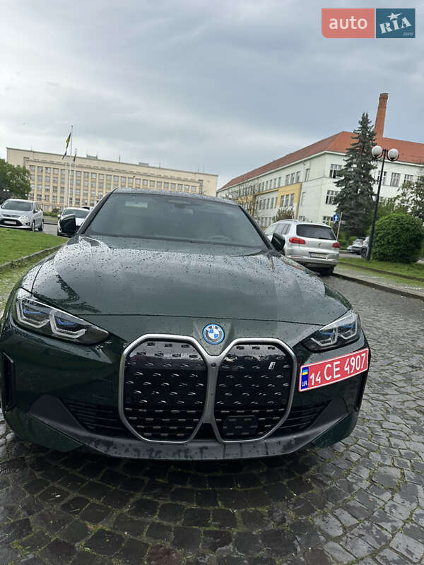 Купе BMW i4 2024 в Львове