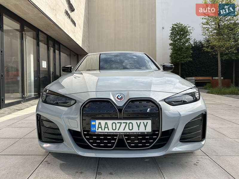 Купе BMW i4 2022 в Києві