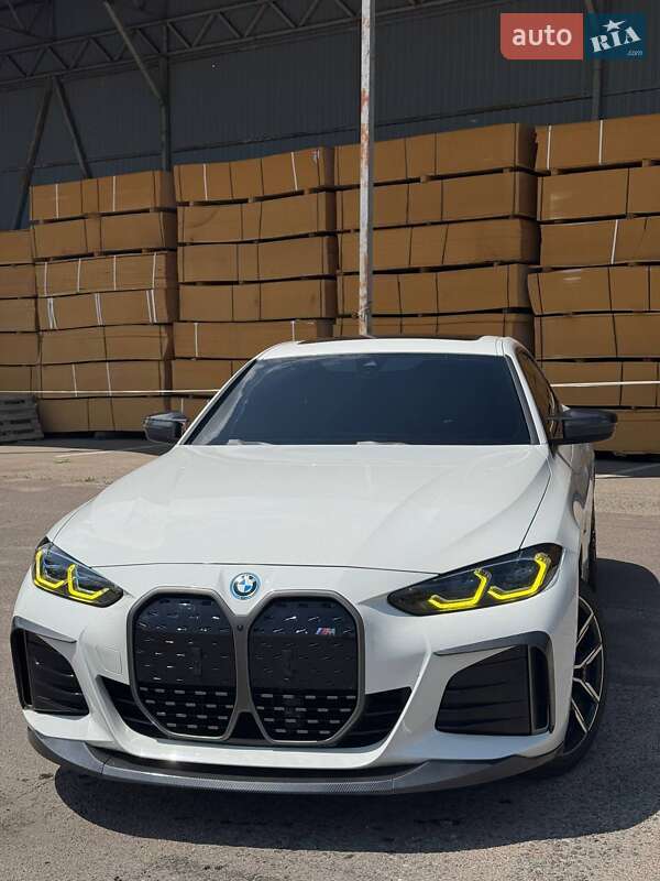 Купе BMW i4 2022 в Миколаєві