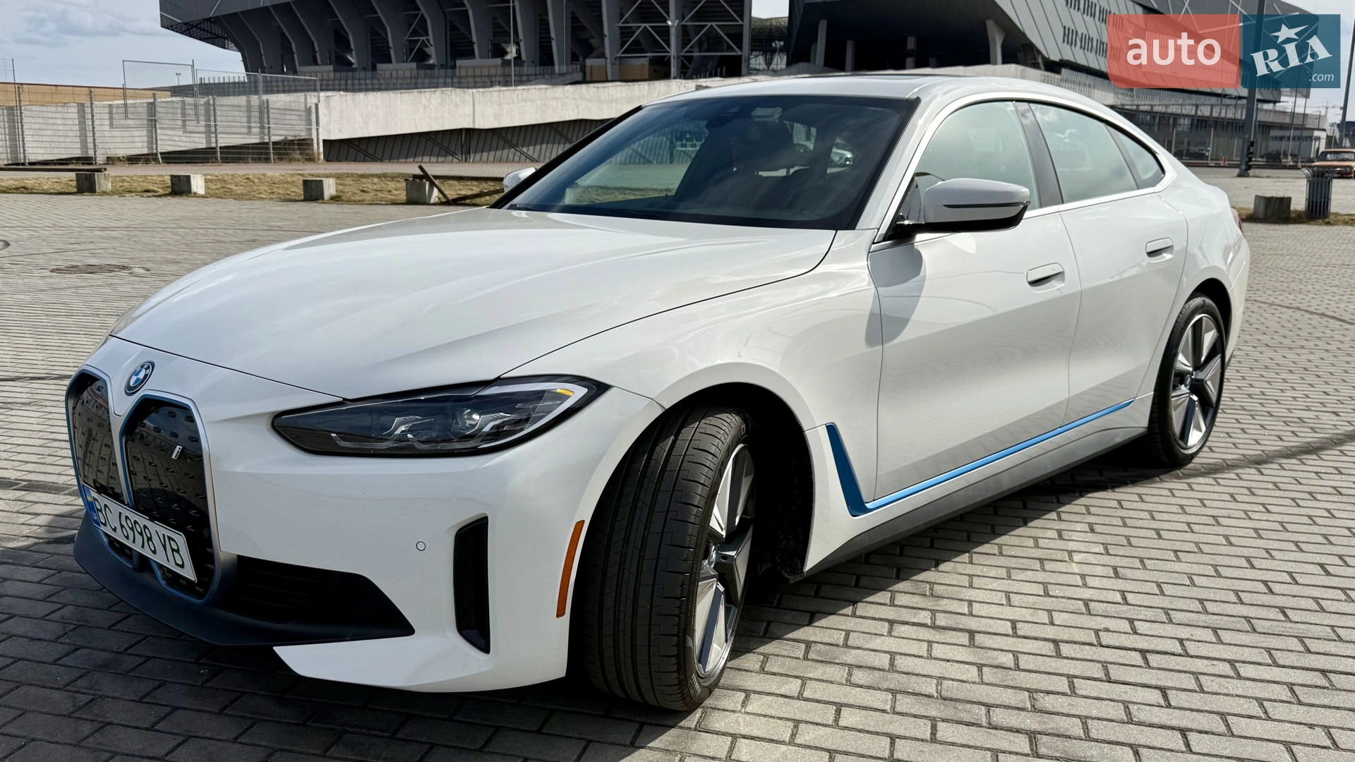 2023 BMW i4 - мініатюра 2